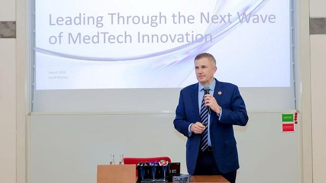  照护模式误区：为何照搬成熟经验反而导致本土化失败 企业服务