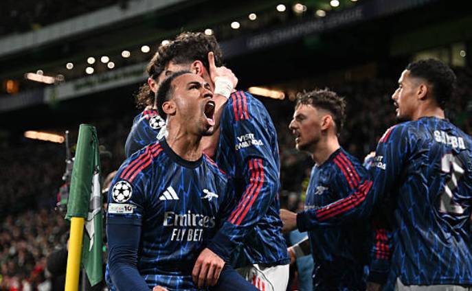  【战术复盘】伯纳乌之夜：拜仁高效反击体系如何肢解皇马防线 体育新闻