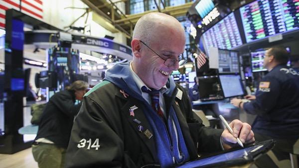  特朗普的格陵兰执念，可能让普通人的投资钱包"很受伤" 股票财经